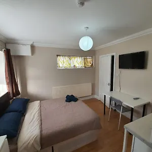  Homestay Eastwood